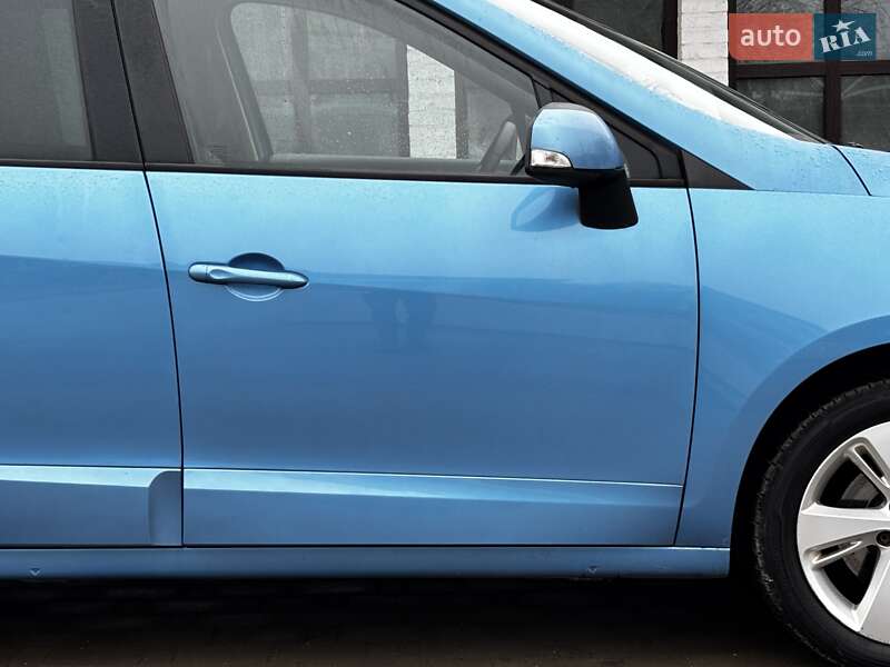 Мінівен Renault Scenic 2012 в Красилові