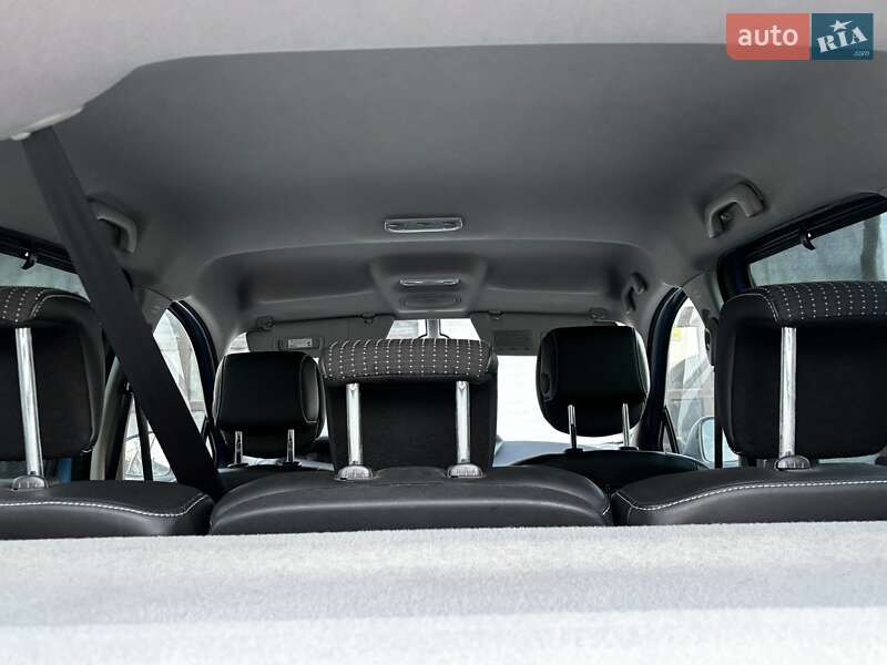 Мінівен Renault Scenic 2012 в Красилові