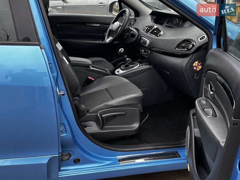 Мінівен Renault Scenic 2012 в Красилові