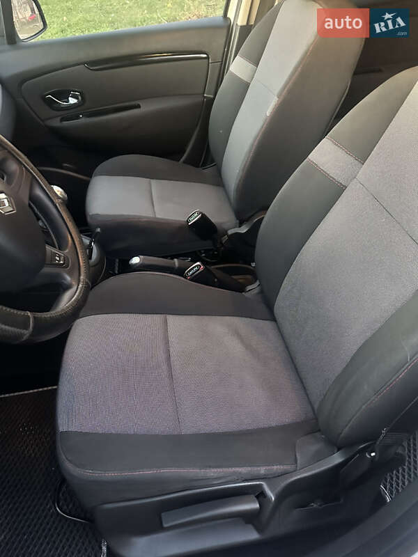 Минивэн Renault Scenic 2015 в Житомире фото 10 Минивэн Renault Scenic 2015 в Житомире