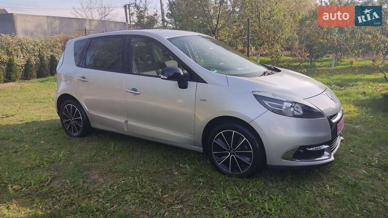 Мінівен Renault Scenic 2012 в Луцьку