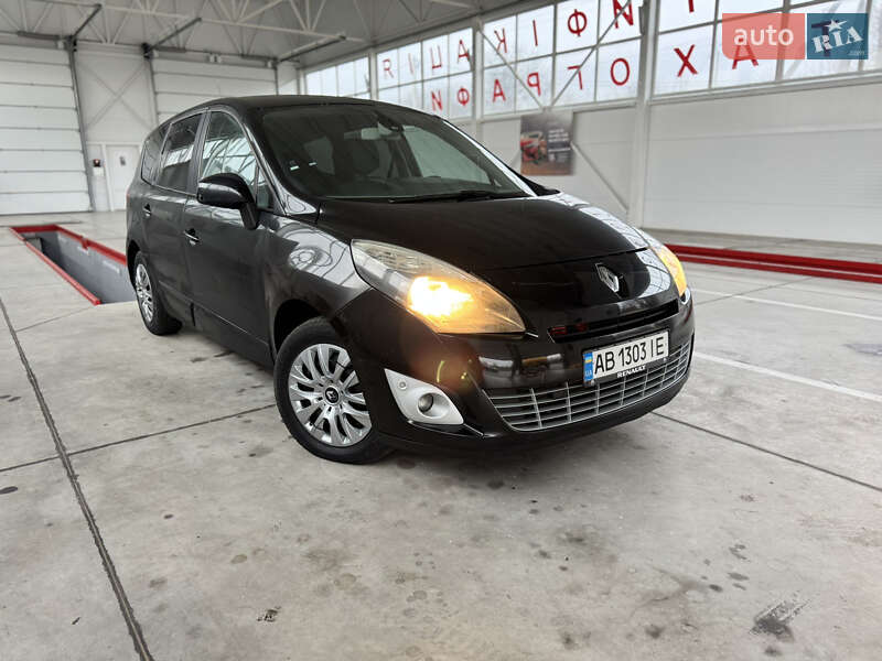 Минивэн Renault Scenic 2011 в Ильинцах