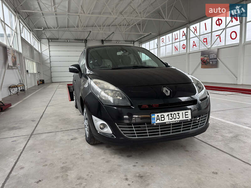 Минивэн Renault Scenic 2011 в Ильинцах