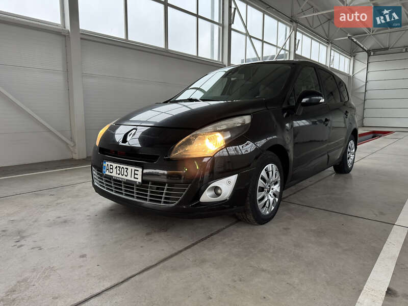 Минивэн Renault Scenic 2011 в Ильинцах