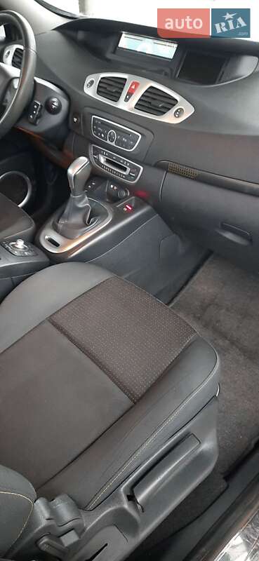 Мінівен Renault Scenic 2010 в Ківерцях