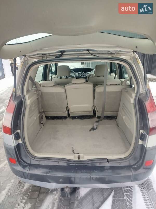 Минивэн Renault Scenic 2003 в Ровно