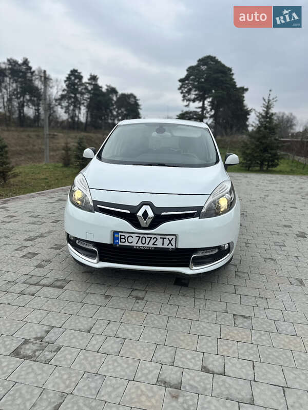 Минивэн Renault Scenic 2015 в Львове