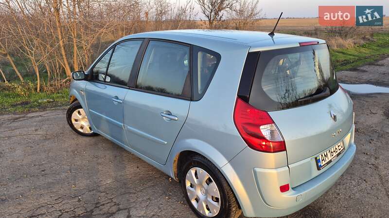Минивэн Renault Scenic 2007 в Николаеве