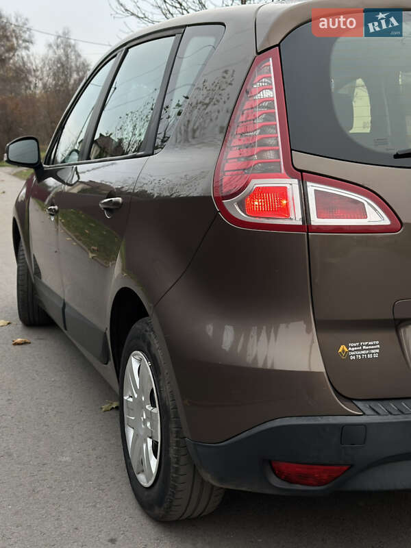 Минивэн Renault Scenic 2010 в Дубно фото 7 Минивэн Renault Scenic 2010 в Дубно