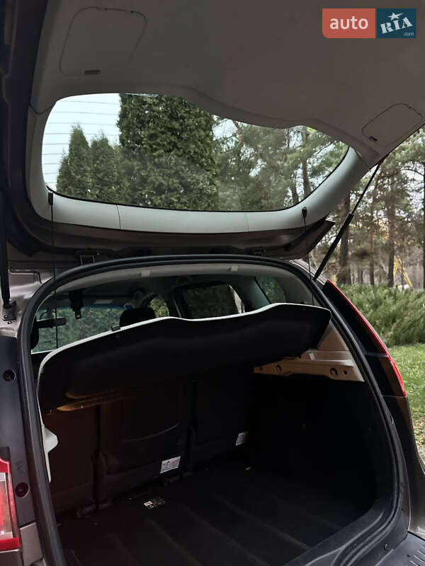 Минивэн Renault Scenic 2010 в Дубно фото 40 Минивэн Renault Scenic 2010 в Дубно