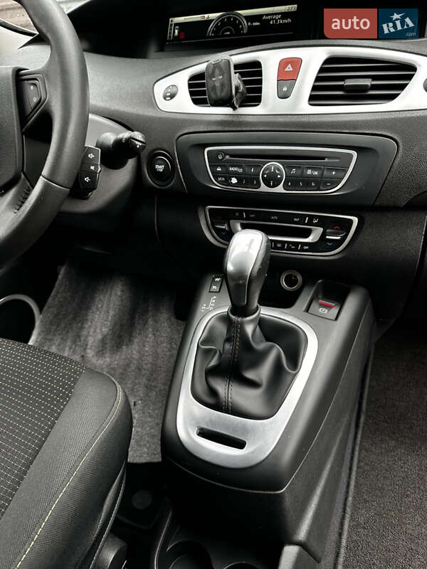 Минивэн Renault Scenic 2009 в Ровно
