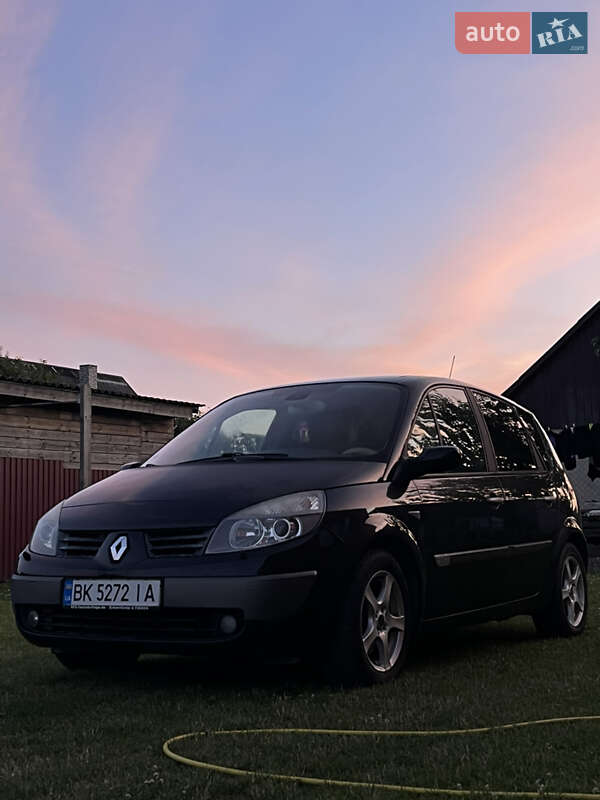 Минивэн Renault Scenic 2006 в Владимирце