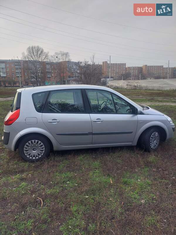Минивэн Renault Scenic 2006 в Полтаве