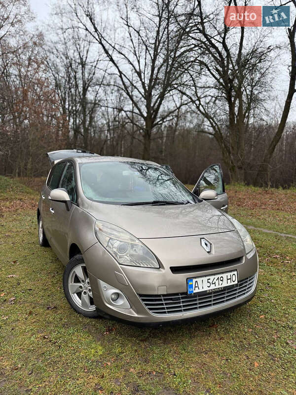 Минивэн Renault Scenic 2012 в Белой Церкви