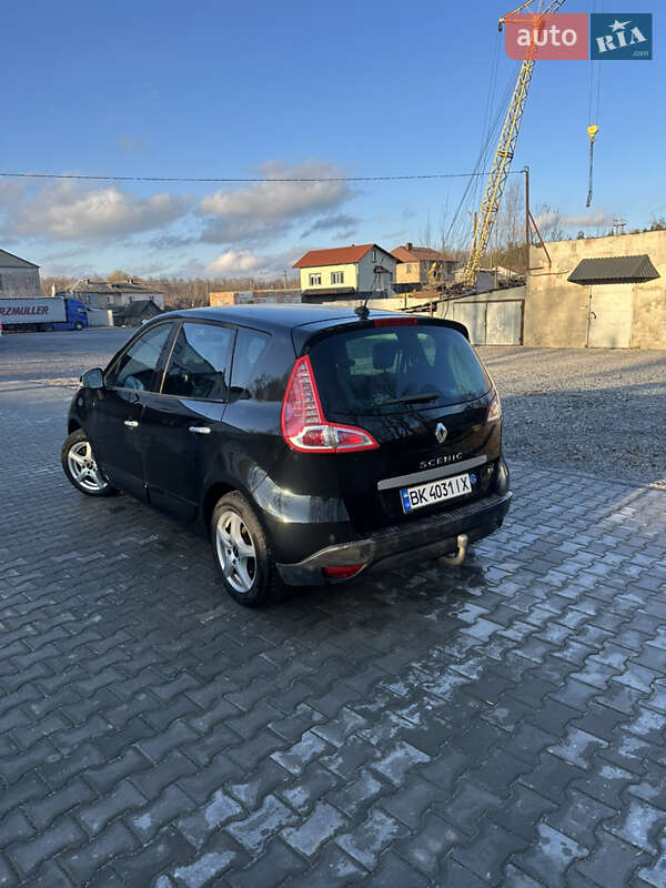 Мінівен Renault Scenic 2011 в Костопілі