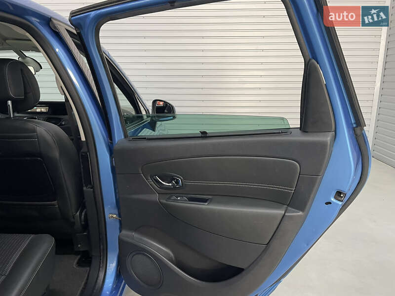Минивэн Renault Scenic 2013 в Стрые