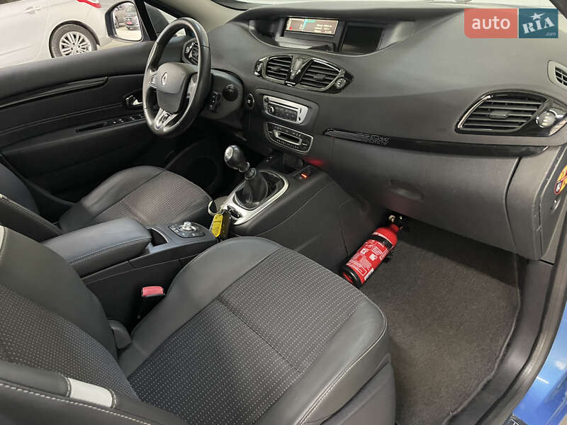 Минивэн Renault Scenic 2013 в Стрые