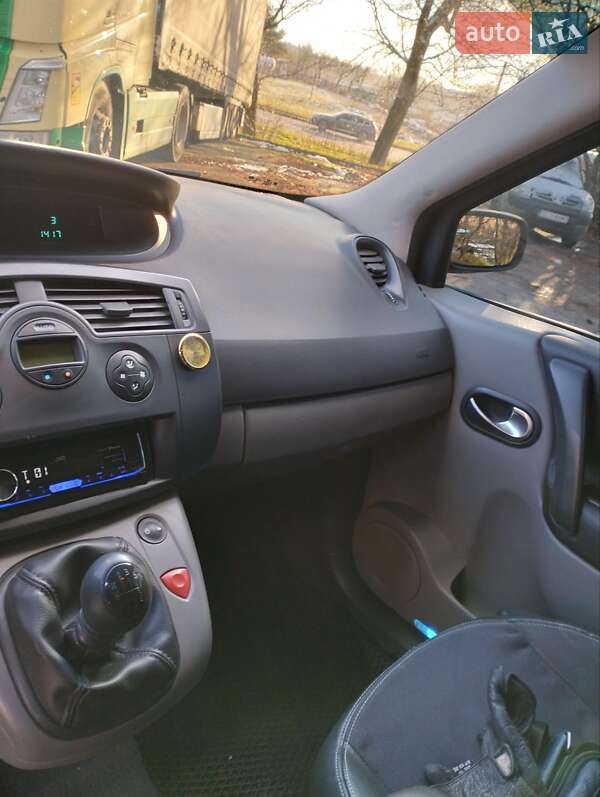 Мінівен Renault Scenic 2007 в Рівному