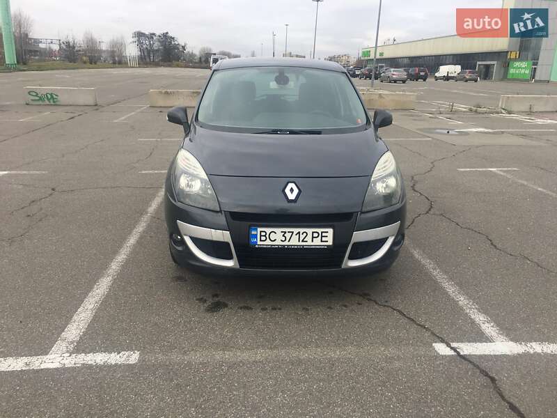 Мінівен Renault Scenic 2010 в Софіївській Борщагівці