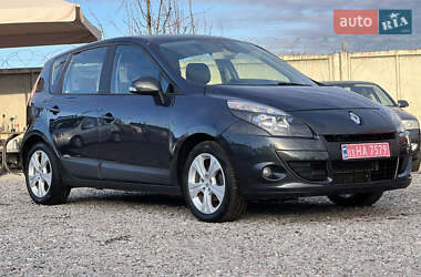 Мінівен Renault Scenic 2009 в Лубнах