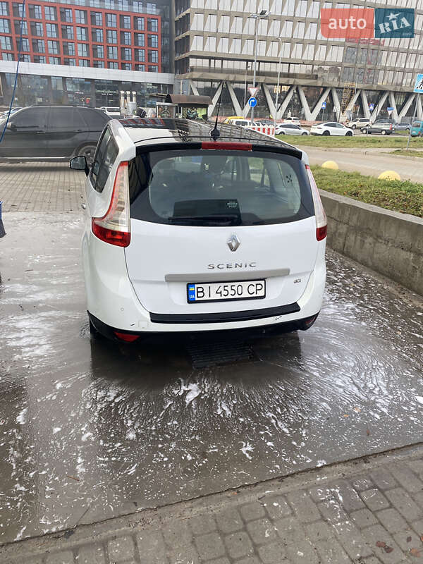 Мінівен Renault Scenic 2011 в Львові