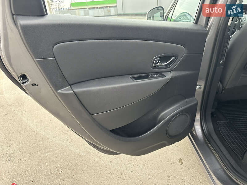 Минивэн Renault Scenic 2014 в Виннице