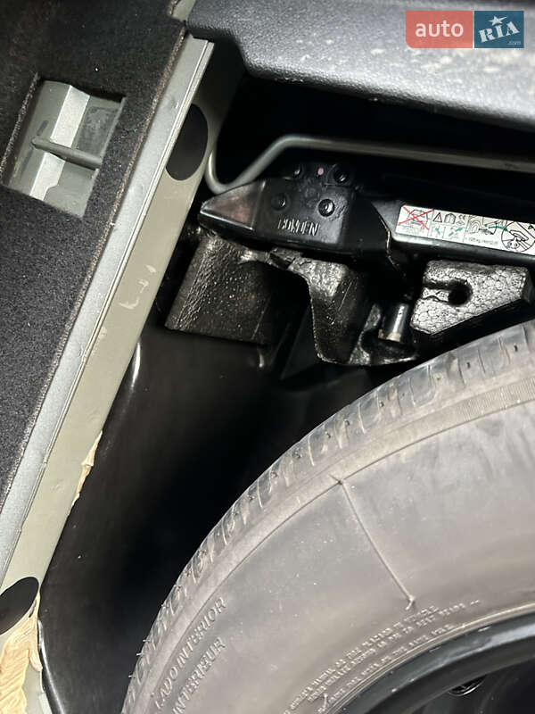 Минивэн Renault Scenic 2014 в Виннице