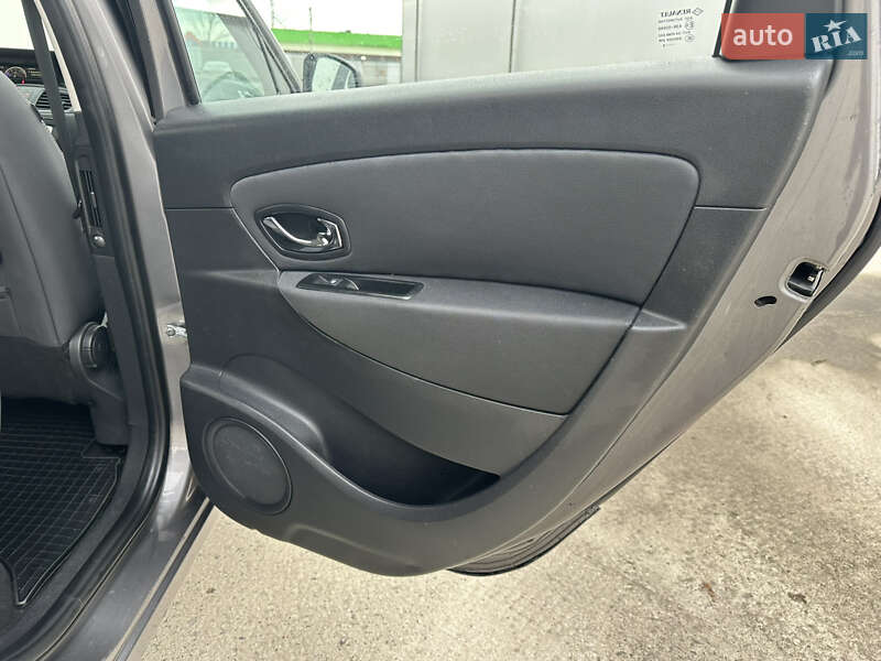 Минивэн Renault Scenic 2014 в Виннице