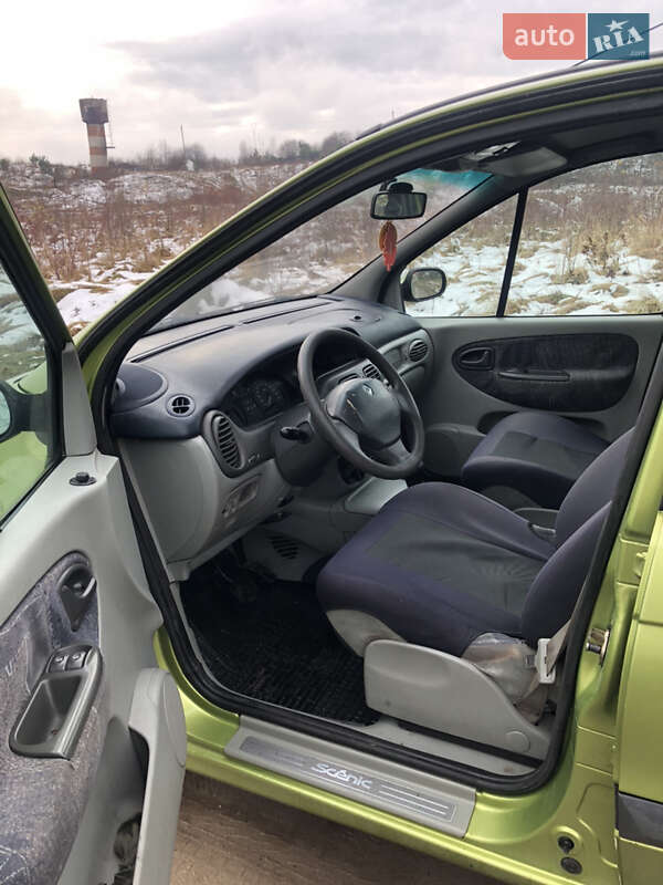 Мінівен Renault Scenic 2002 в Перемишлянах