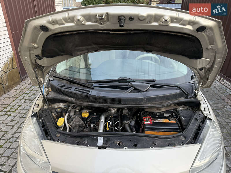 Мінівен Renault Scenic 2006 в Вінниці