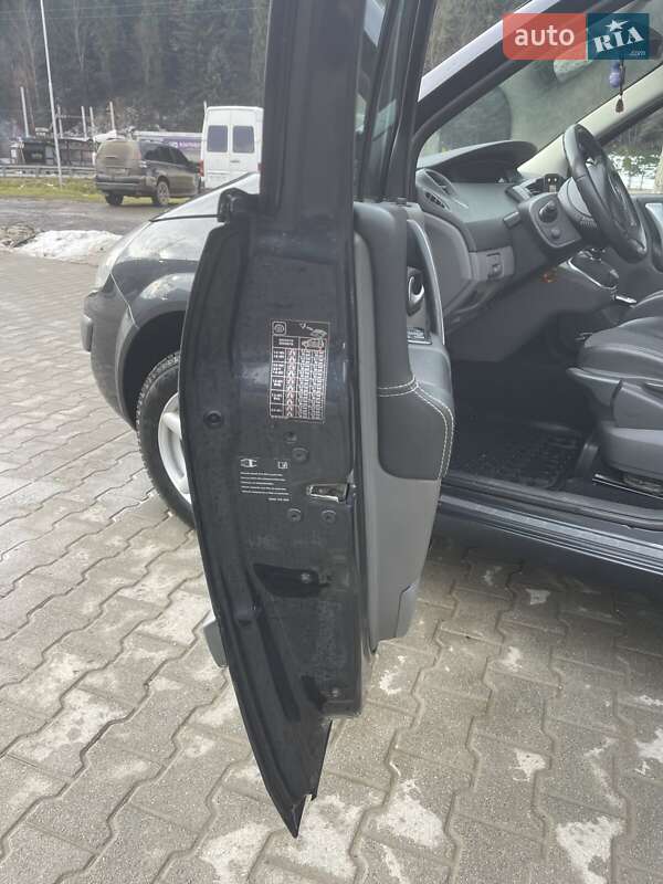 Минивэн Renault Scenic 2008 в Стрые