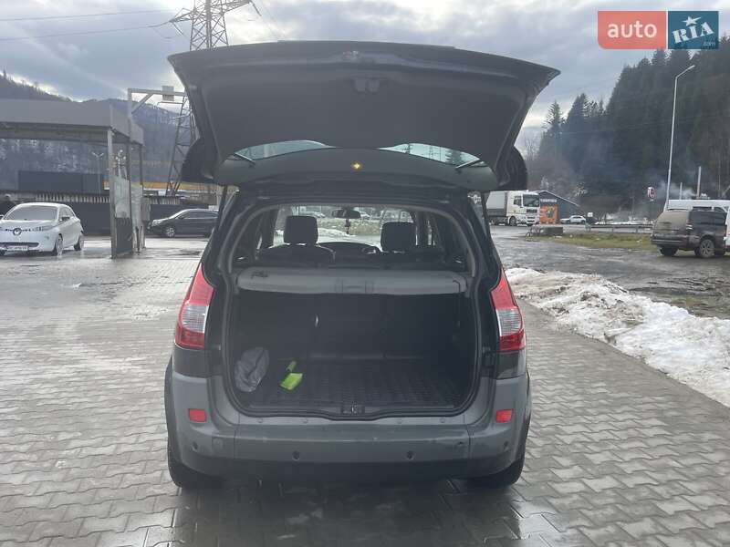 Минивэн Renault Scenic 2008 в Стрые