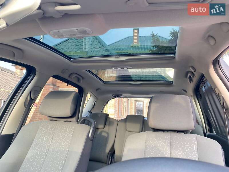 Минивэн Renault Scenic 2007 в Кривом Роге