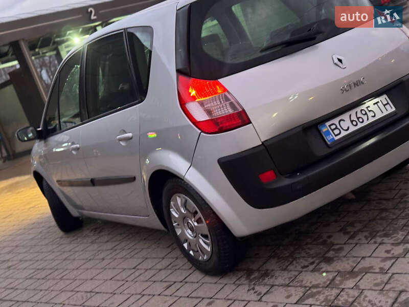 Мінівен Renault Scenic 2006 в Дрогобичі