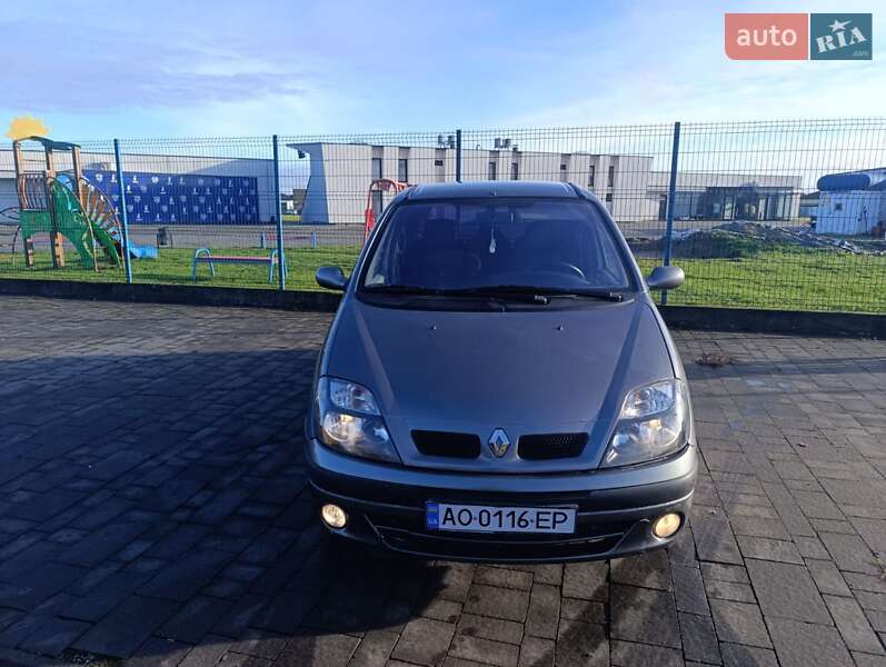 Минивэн Renault Scenic 2000 в Ужгороде