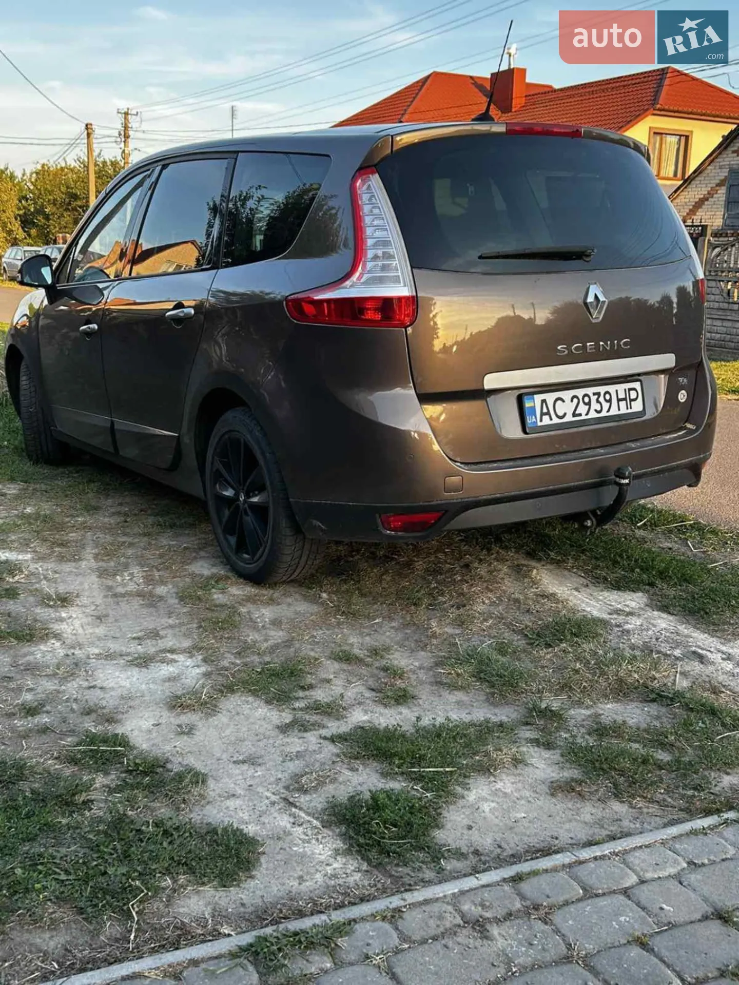 2010 Renault Scenic - мініатюра 8