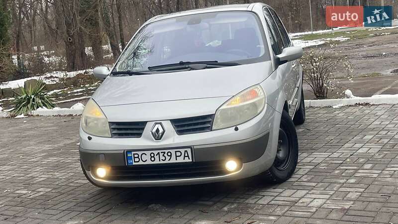 Минивэн Renault Scenic 2005 в Дрогобыче