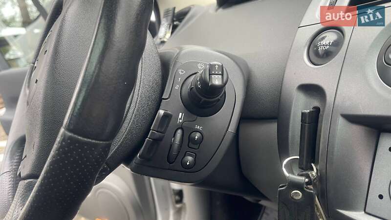 Минивэн Renault Scenic 2005 в Дрогобыче