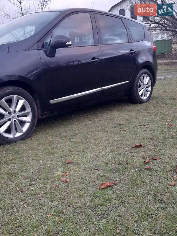 Мінівен Renault Scenic 2012 в Вінниці