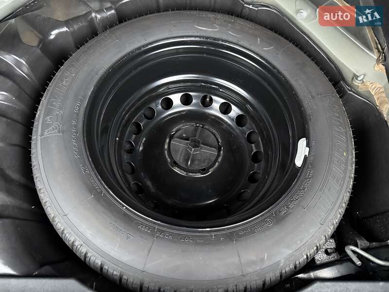 Минивэн Renault Scenic 2014 в Стрые