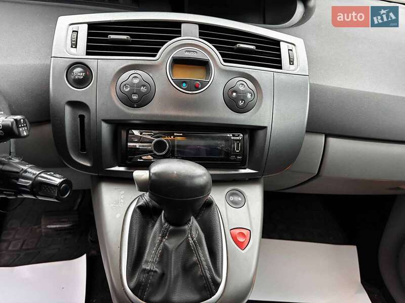 Мінівен Renault Scenic 2005 в Запоріжжі