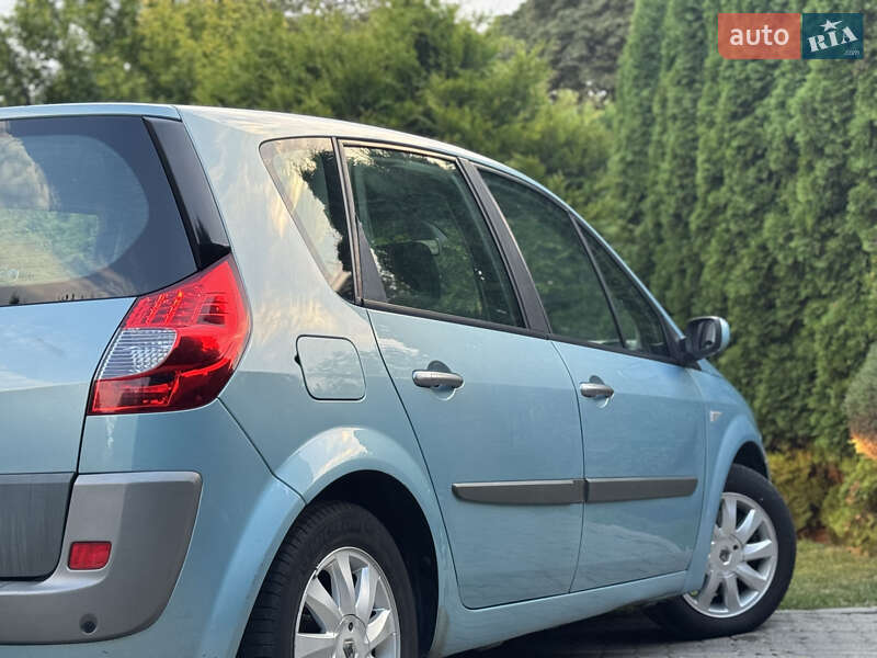 Мінівен Renault Scenic 2007 в Луцьку