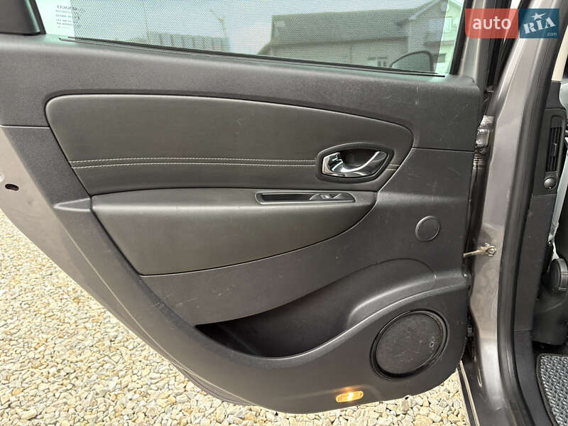 Мінівен Renault Scenic 2013 в Івано-Франківську