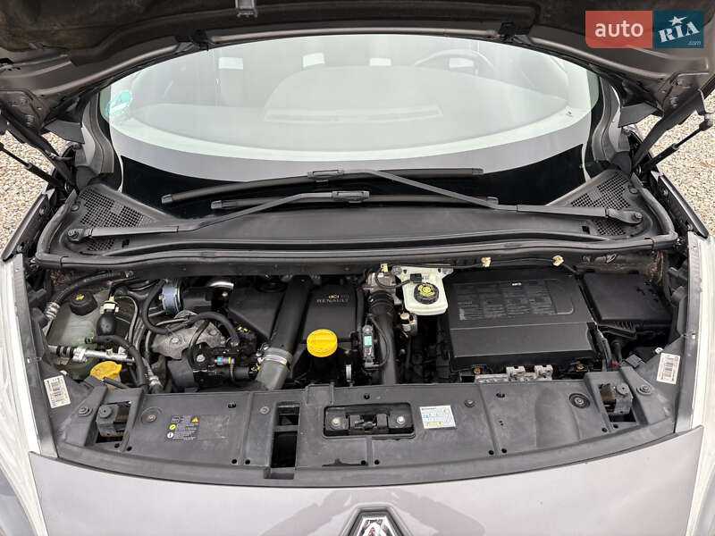 Мінівен Renault Scenic 2013 в Івано-Франківську