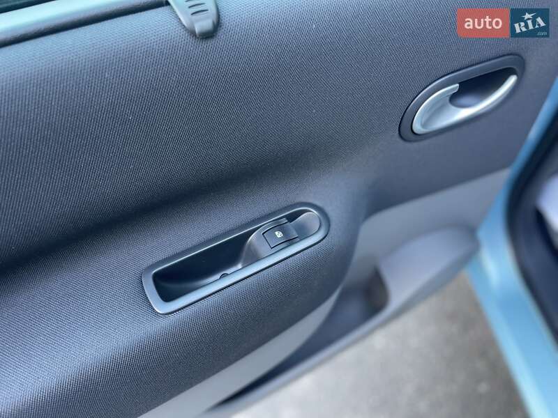 Мінівен Renault Scenic 2008 в Сумах фото 25 Мінівен Renault Scenic 2008 в Сумах