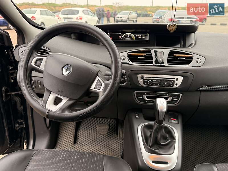 Минивэн Renault Scenic 2012 в Одессе