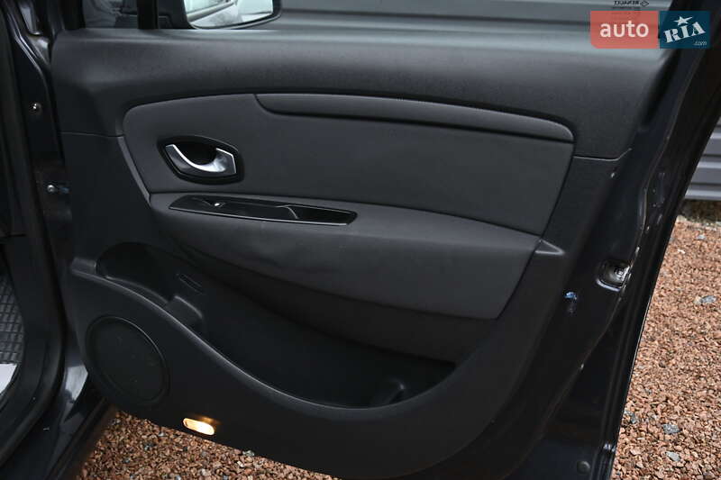 Мінівен Renault Scenic 2009 в Бердичеві фото 36 Мінівен Renault Scenic 2009 в Бердичеві