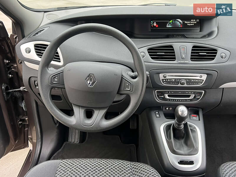 Минивэн Renault Scenic 2011 в Луцке фото 62 Минивэн Renault Scenic 2011 в Луцке