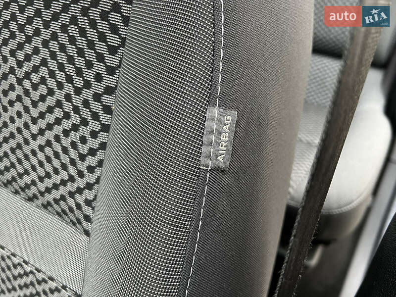 Минивэн Renault Scenic 2011 в Луцке фото 65 Минивэн Renault Scenic 2011 в Луцке