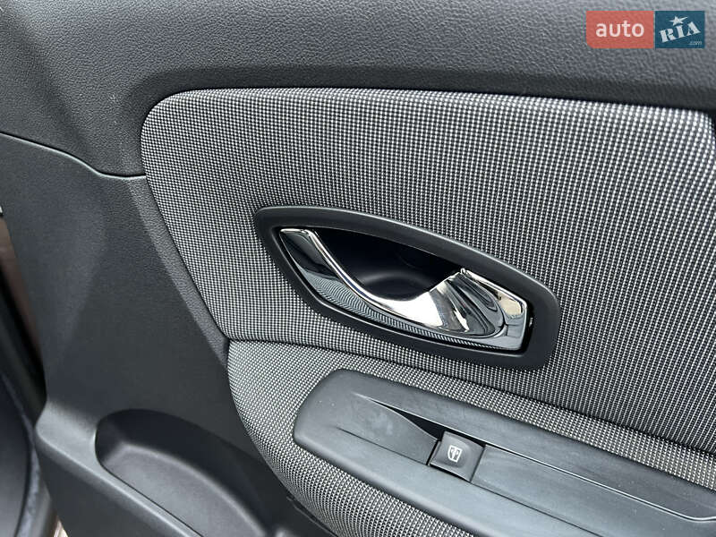 Минивэн Renault Scenic 2011 в Луцке фото 109 Минивэн Renault Scenic 2011 в Луцке